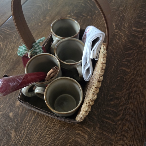 Gift Basket of Apples and Cinnamon Sticks & More! (Just add Real Apples!) - Picture 7 of 15